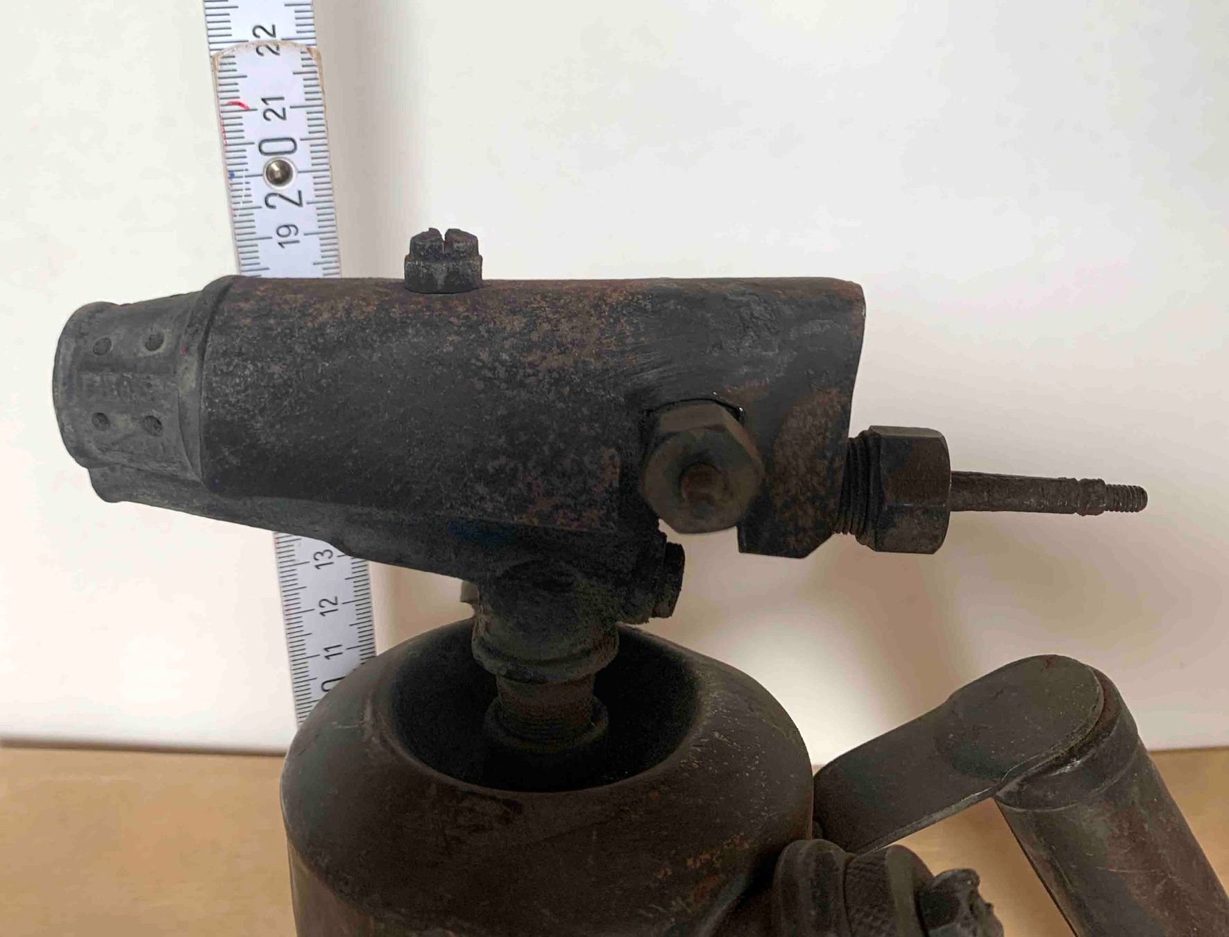 Tutti gli attrezzi: Benzin Lötlampe Antik – Usato da Goldau venduto da Balkonia09 1