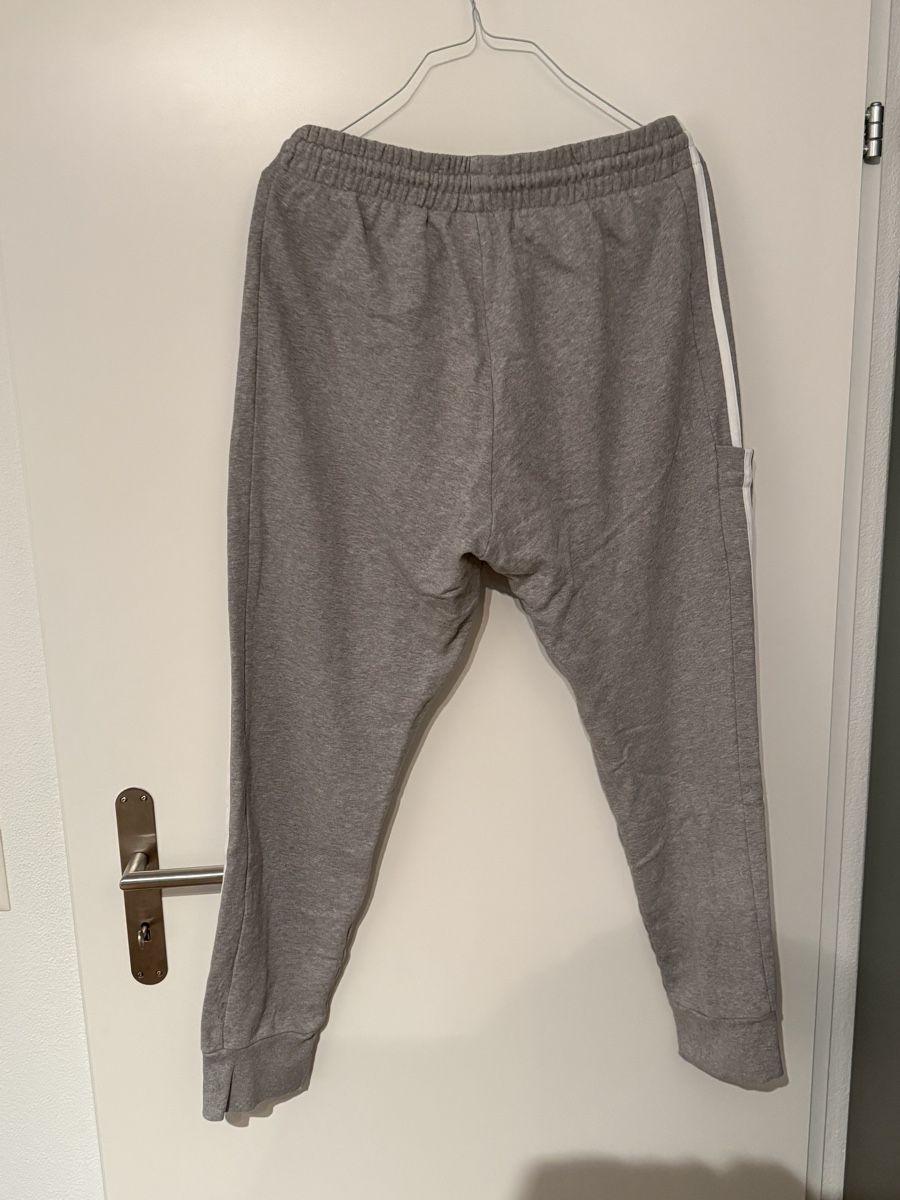 Adidas Pantaloni: Adidas Jogginghose L – Usato da Zürich venduto da Chriscs17 2