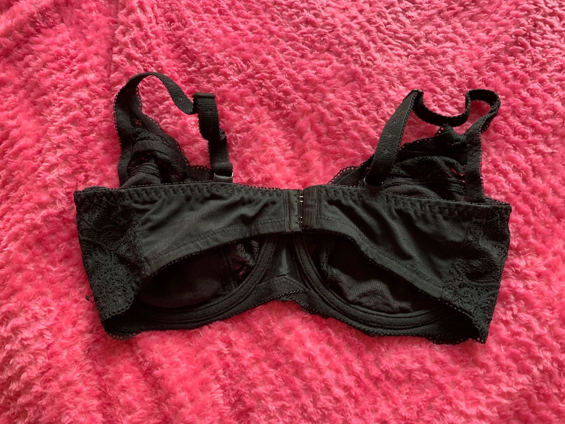 Altra biancheria intima: Bra Gr 75 D – Usato da Zürich venduto da AnaMK 2