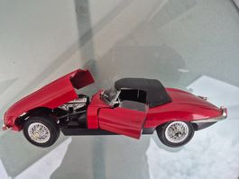 Jaguar Typ E (XKE) von polistil 1:16