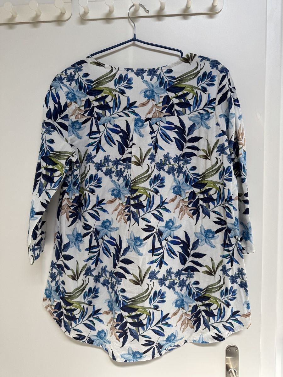 Camicette: Baumwoll Bluse mit Blumenmuster – Nuovo (secondo la descrizione) da Aesch BL venduto da comven 1
