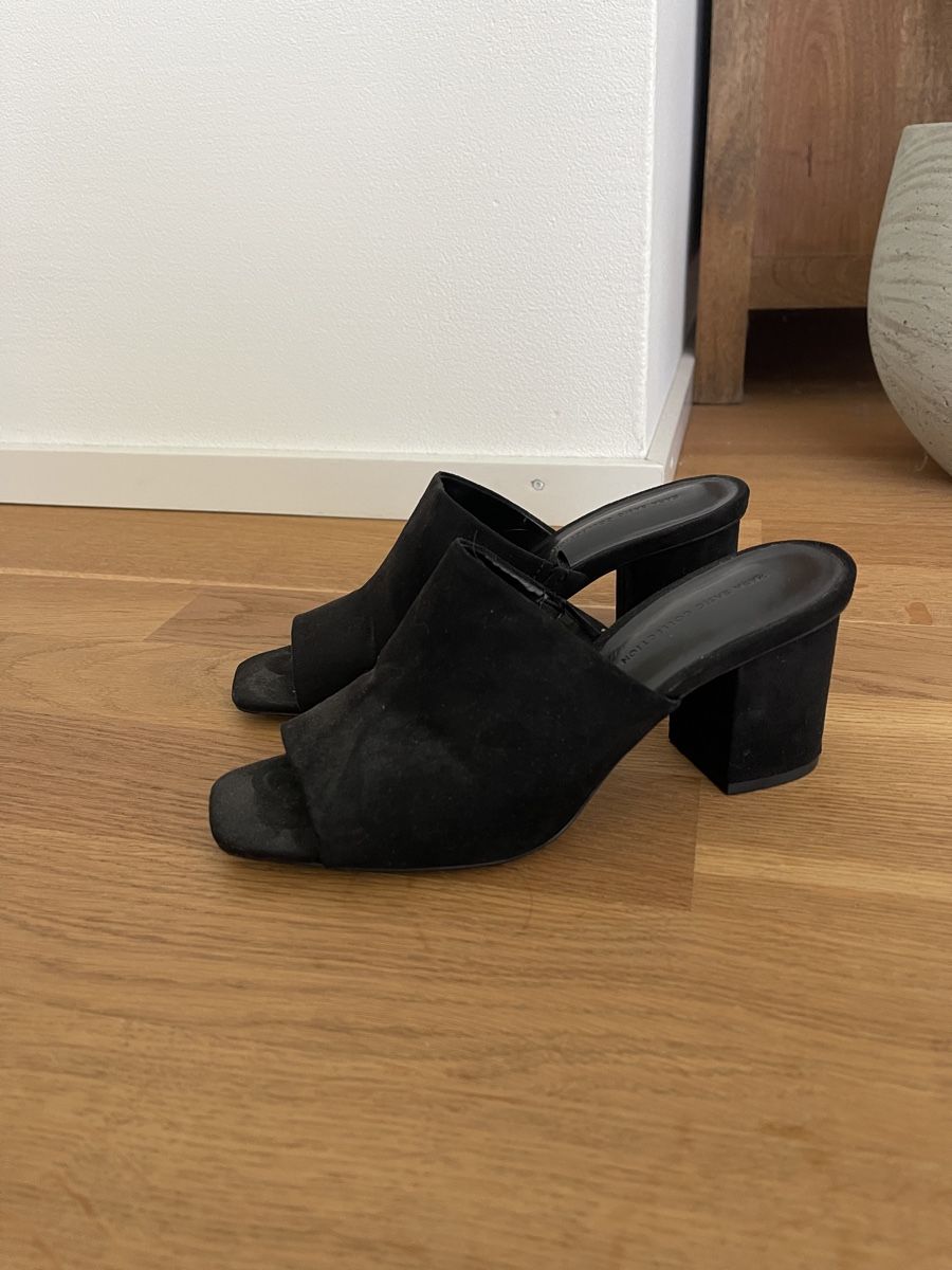 Zara Scarpe da donna: Zara Mules, Schwarz, Grösse 36 - wie neu! – Nuovo (secondo la descrizione) da Zürich venduto da Xeranon0