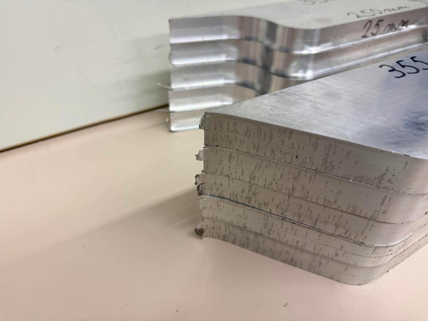 Tutti gli attrezzi: Aluminium Rohmaterial Reststücke 20 kg – Usato da Winterthur venduto da Joe1001 5