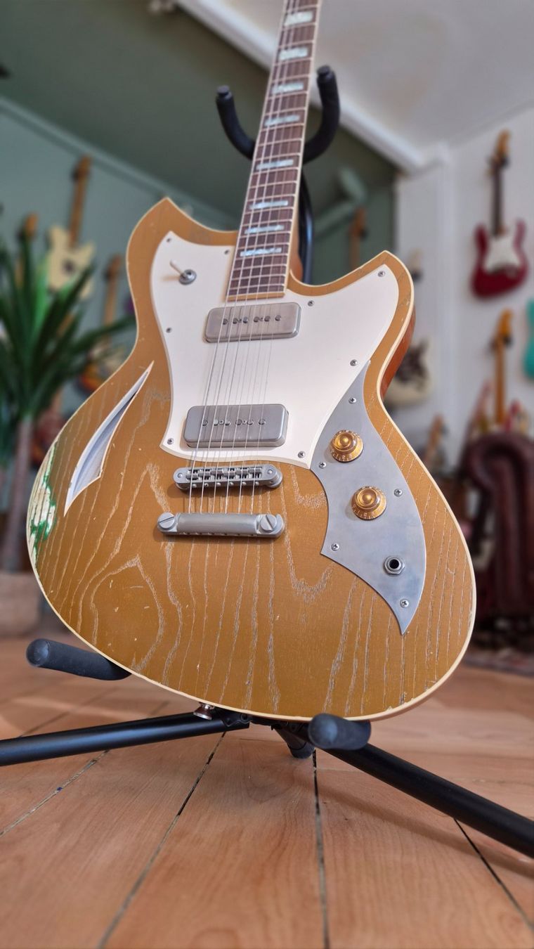 Strumenti musicali: Novo Guitars Miris P2 Custom – Usato da pieterlen venduto da AntonelloGuitars 1