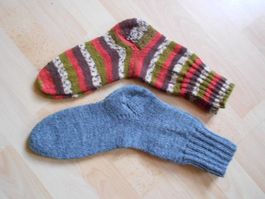 2 Paar Wollsocken 41/42 Handgestrickt