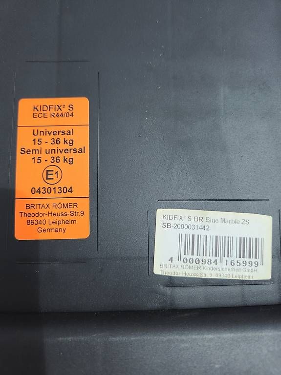 Britax Römer Seggiolini per auto: Kindersitz Britax Kidfix2 S Top Zustand – Usato da Kehrsatz venduto da Tuessy14 2