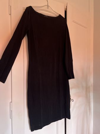 Kleid schwarz Grösse M