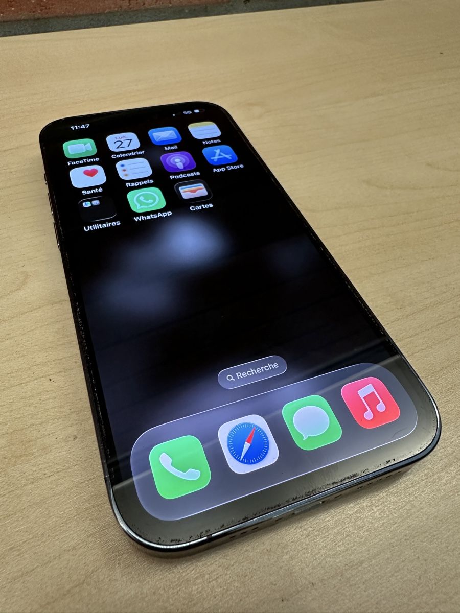 Apple Portables: iPhone 14 Pro (batterie 76%) 128 gb – Défectueux à Bursins par Vertigo2004 3
