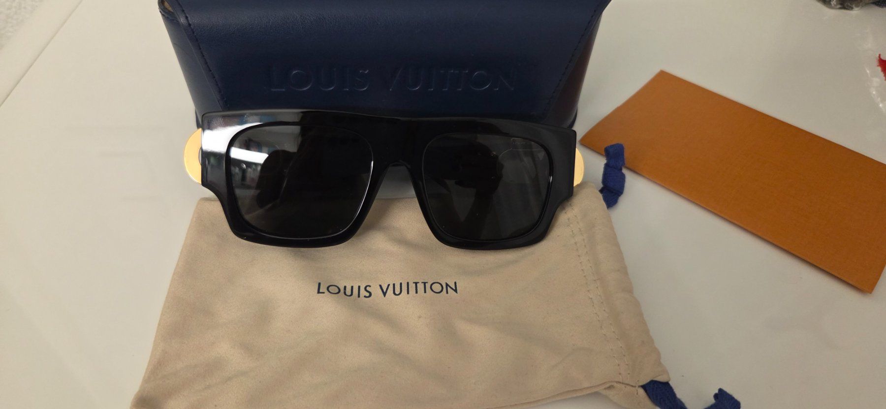 Louis Vuitton Occhiali & Lenti: Original Louis Vuitton Sonnenbrille Full Set – Nuovo (secondo la descrizione) da St. Urban venduto da kun_9gl9 4