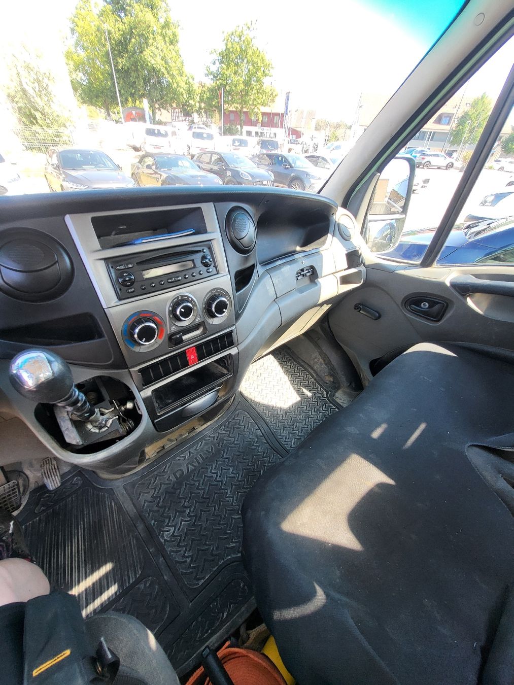 Iveco Veicoli commerciali: Lieferwagen Kipper Iveco Daily   – Usato da Effretikon venduto da Danelladekolicious 6
