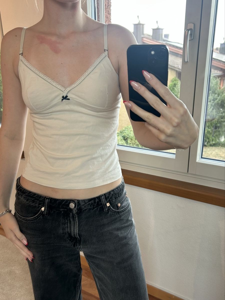 Tops: cute vintage top beige – Gebraucht aus Dietlikon von leaaasells