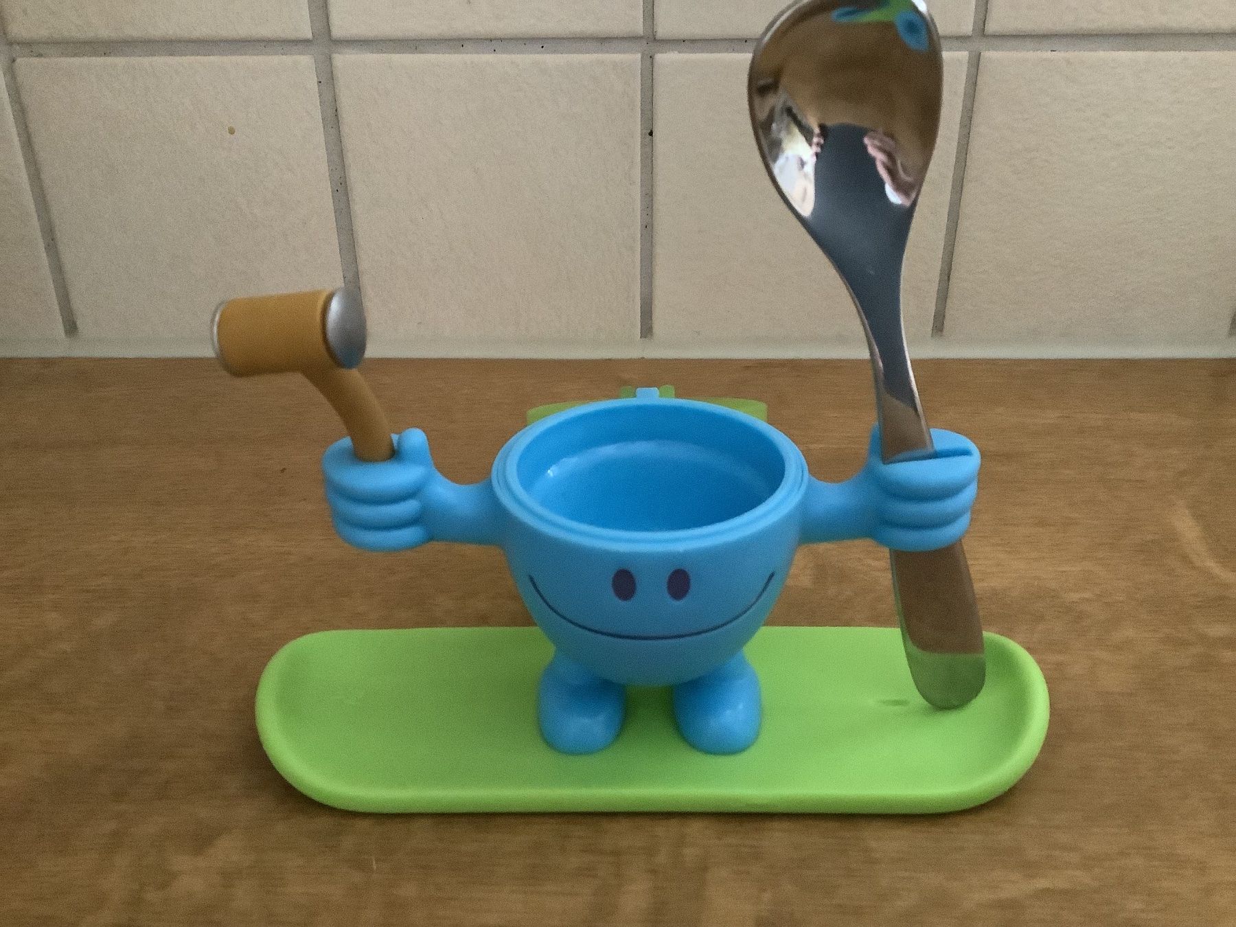 WMF Sonstiges Geschirr: Eierbecher mit Löffel und Hammer – Gebraucht aus Engwang von kreateve 1