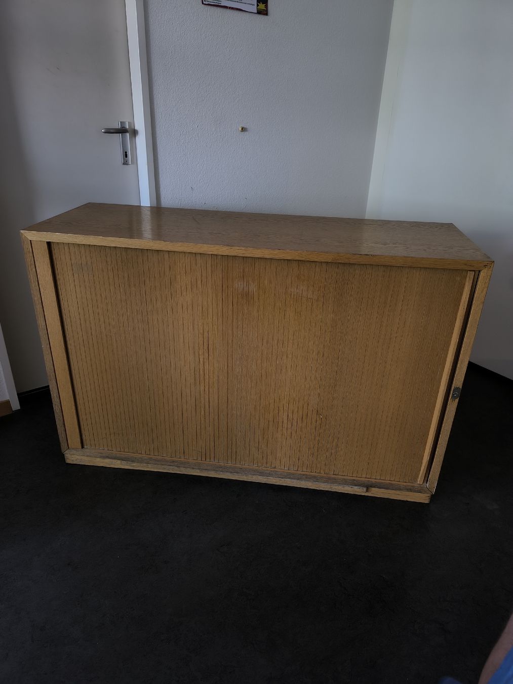 Commodes: Sideboard mit Schiebetür – D'occasion à Zürich par pokebros 1