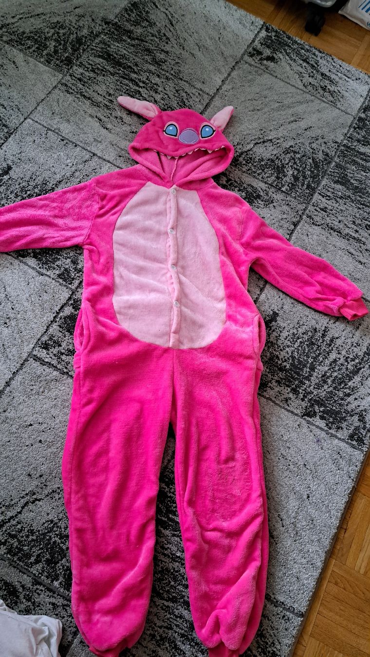 Pigiama & Simili: pyjama taille 125-140, bon état – Usato da Meyrin venduto da Zahra011