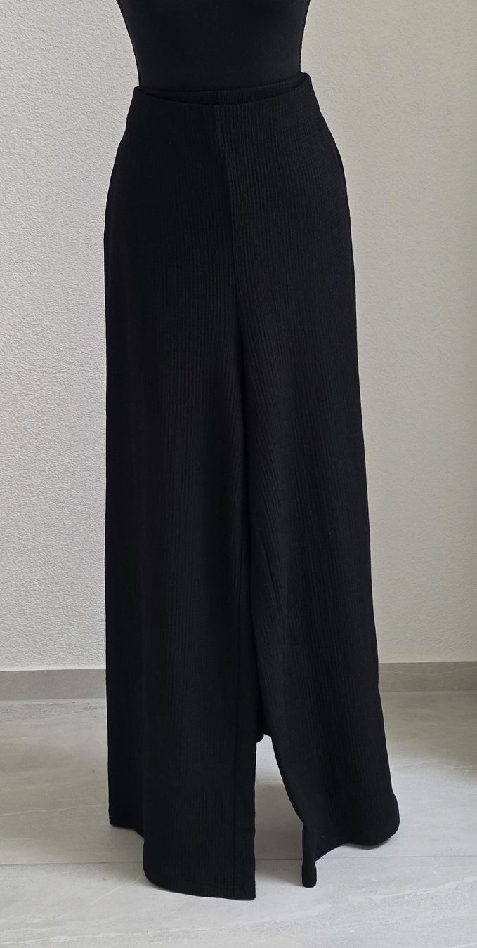 C&A Pantaloni: C&A Palazzo Hose schwarz Grösse 46 – Nuovo (secondo la descrizione) da Rheinsulz venduto da Gilea
