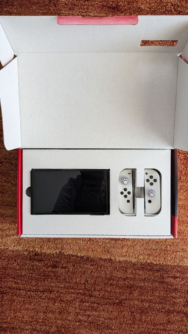 Nintendo Console: Nintendo Switch 1 Oled Konsole (Schwarz) – Usato da Kriens venduto da sta_fk77 1