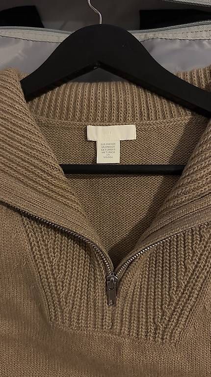 Top: Pull sans manches H&M beige/taupe, taille unique. – Nuovo e nell'imballaggio originale da Biel/Bienne venduto da Cli 4