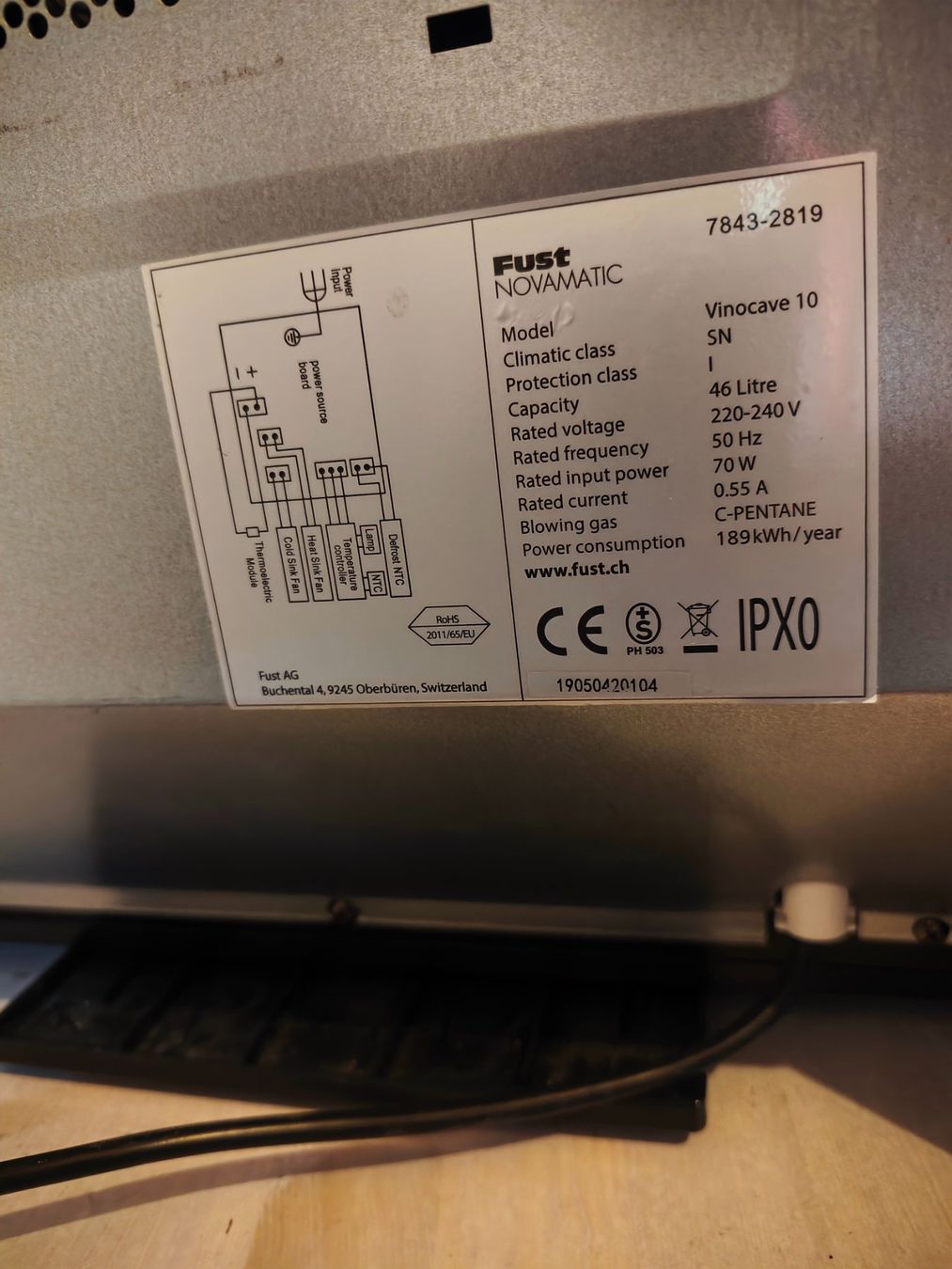 Fust Vinocave 10 Weinkühlschrank - Top Zustand - 46 Liter (Gebraucht ...