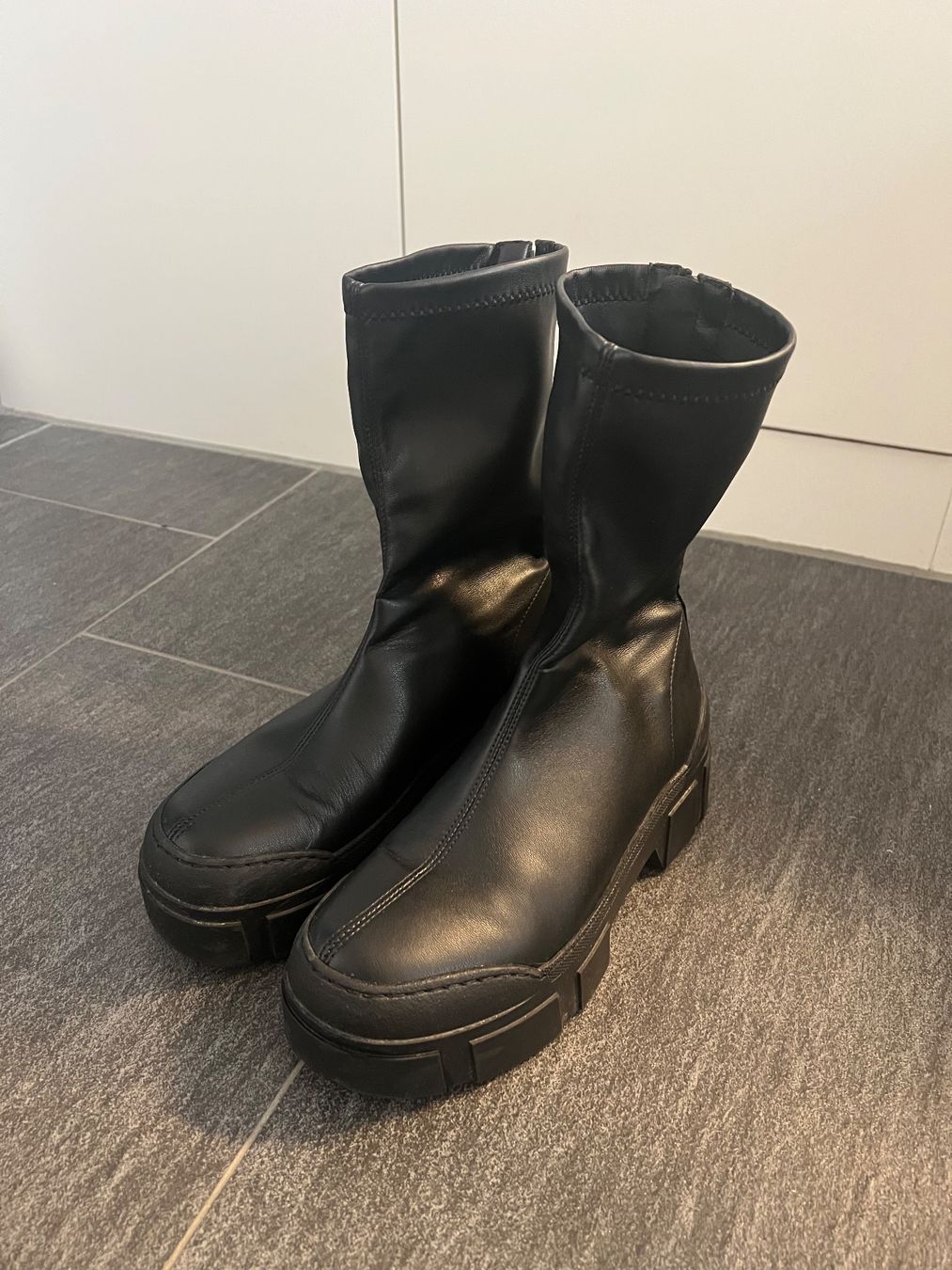 Scarpe da donna: VIC MATIÉ Boots – Usato da Rüti ZH venduto da car_h7kl