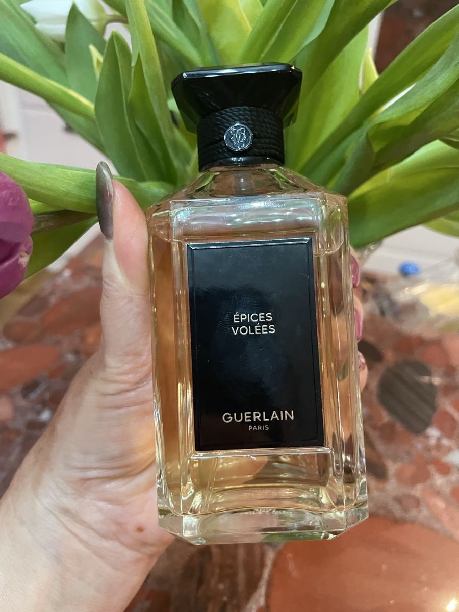 Guerlain Profumi & Eau de Toilette: Guerlain Epices Volees 2 ml Abfüllung – Usato da Reinach BL venduto da basilisk2803