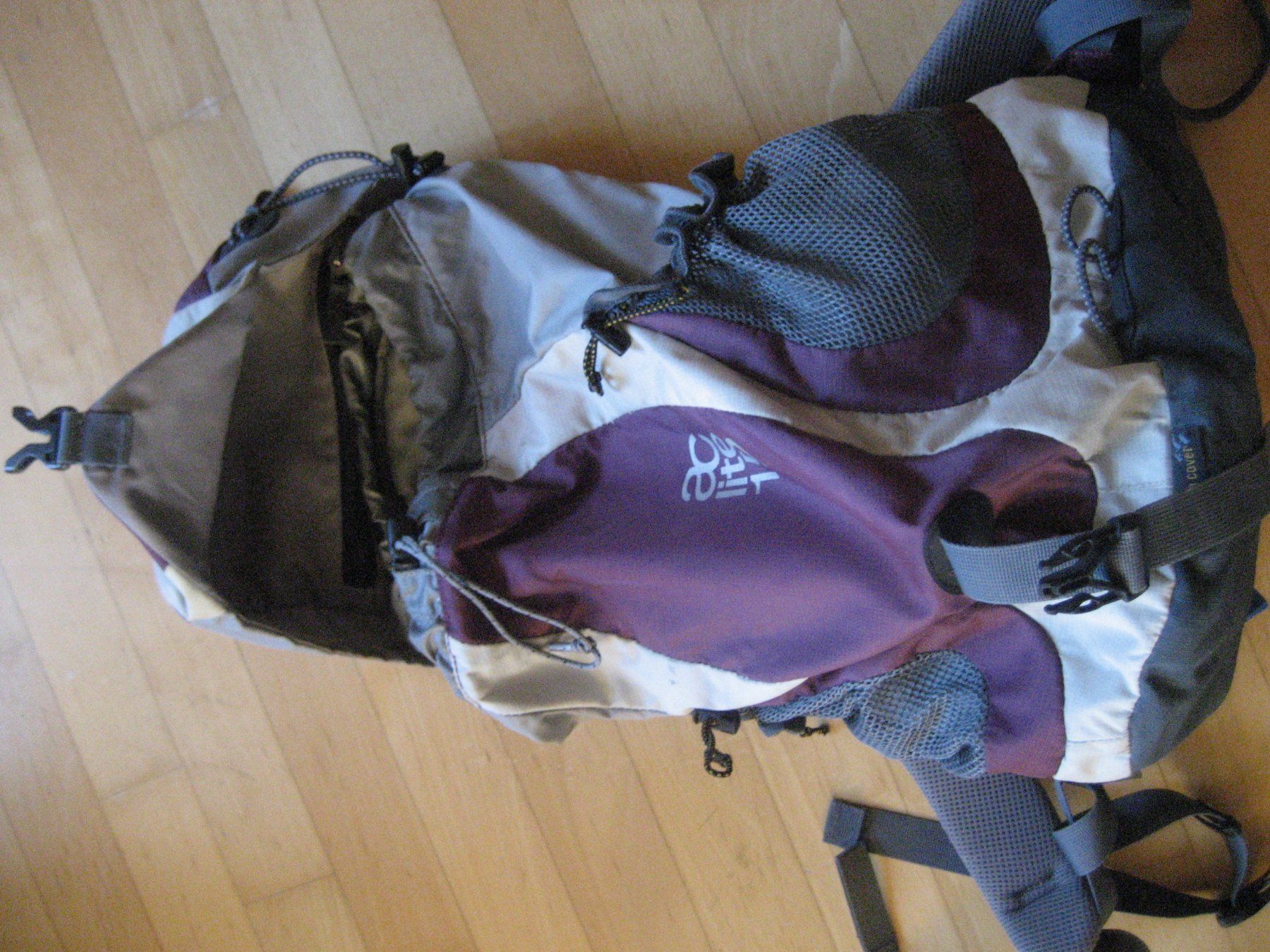 Sacs à dos: Rucksack Deuter – D'occasion à Unterengstringen par Olifant4 3