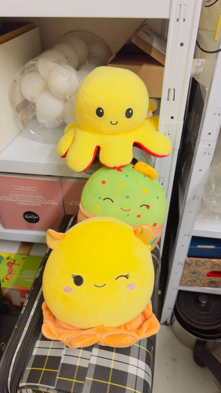 Squishmallows Jouets: Squishmallows und Wende-Oktopus – D'occasion à Benken SG par lilinka775