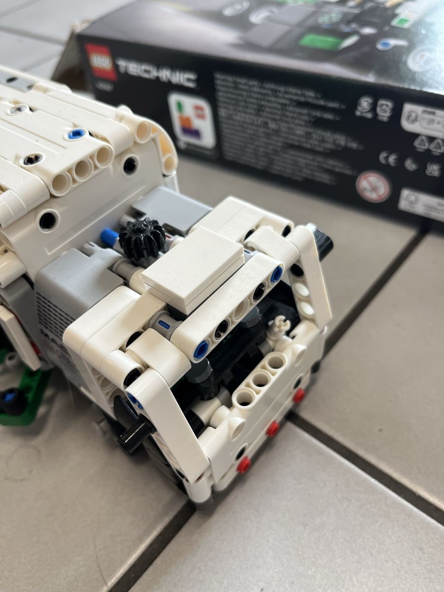 Lego Spielzeuge: Lego Technik Müllwagen – Gebraucht aus Igis von Verab1 6