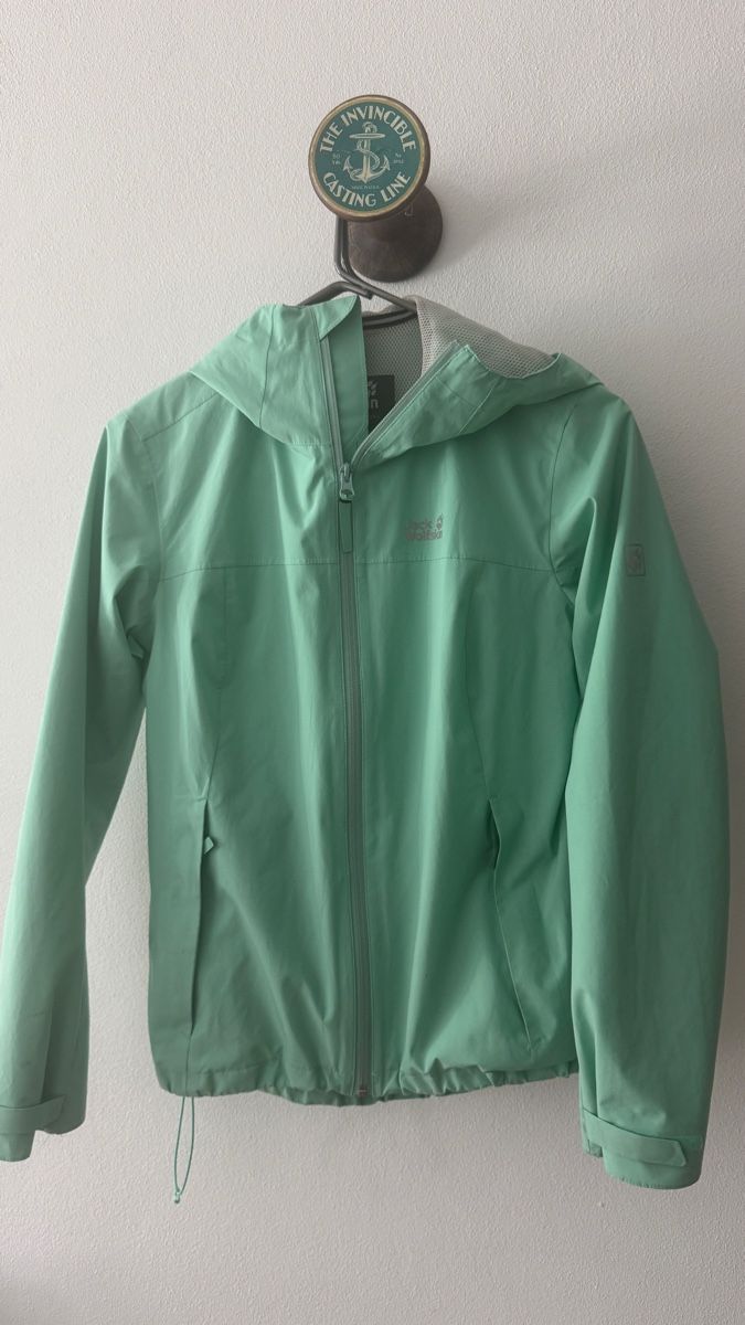 Jack Wolfskin Giacche & Cappotti: Regenjacke Jack Wolfskin, Grösse S oder 164 – Usato da Abtwil SG venduto da monchy01