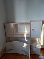 Lit avec sommier + tête de lit + bureau