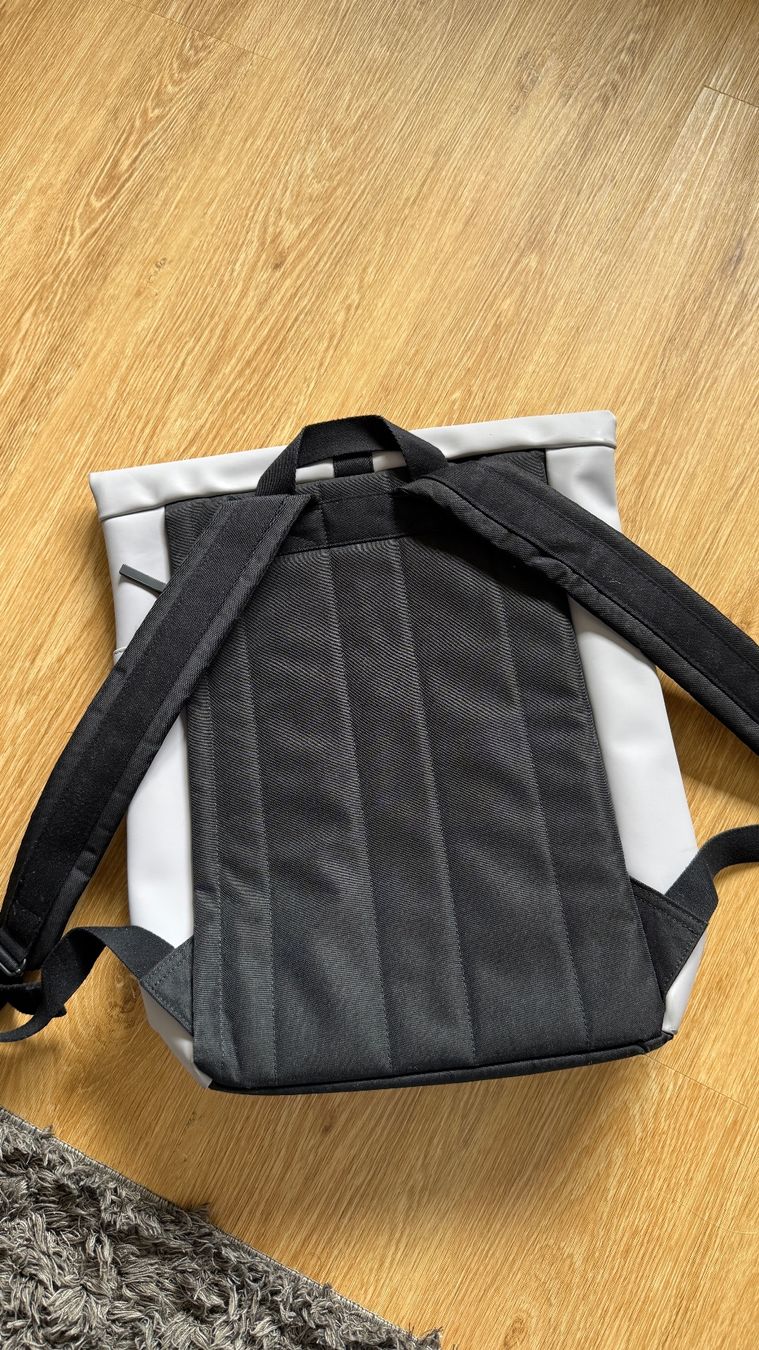 Zaini: Rucksack Roll-Top grau/lila – Usato da Winterthur venduto da melwatch 2