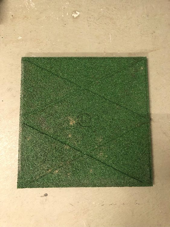 121 Gummi Platten für Garten, Spielplatz, 50 cm x 50 cm Kaufen auf