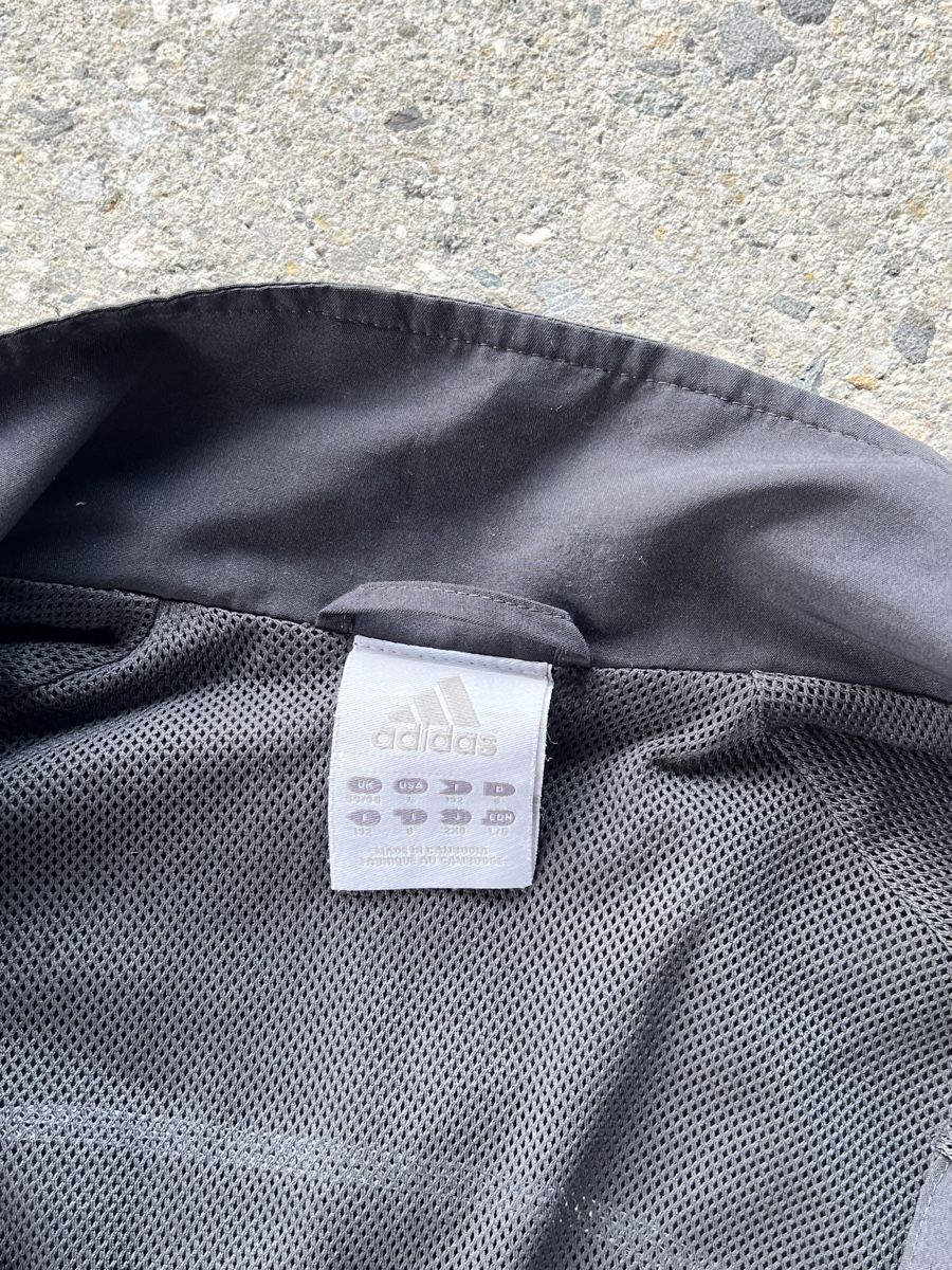 Adidas Jacken: Jacket Adidas Black Size : L – Gebraucht aus Prilly von SinngeBung 2