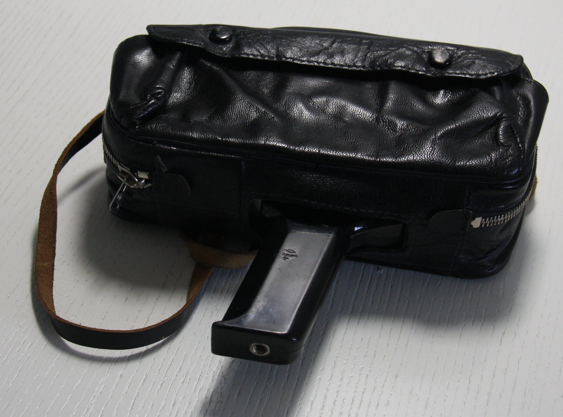Camcorder: Zenit Quarz 1x8S-2 von 1974 – Gebraucht aus Fisibach von he-man210 3
