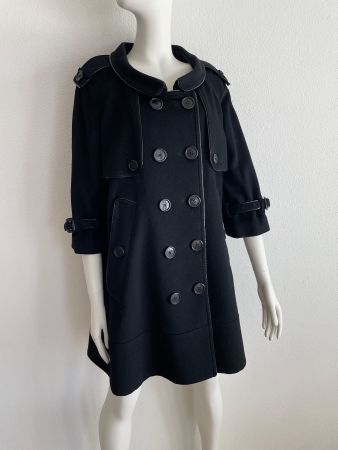 Burberry Mantel