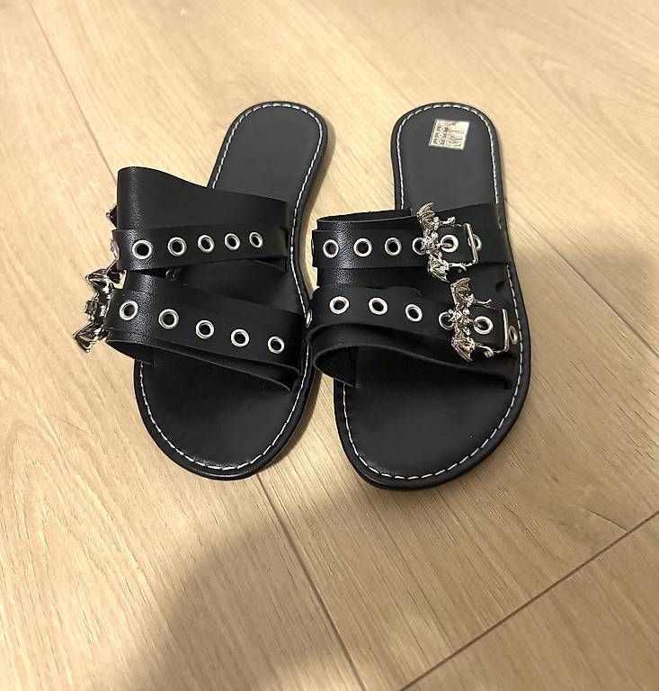 Scarpe da donna: Nuovi sandali Nr.38 – Nuovo e nell'imballaggio originale da Locarno venduto da Debi816 3
