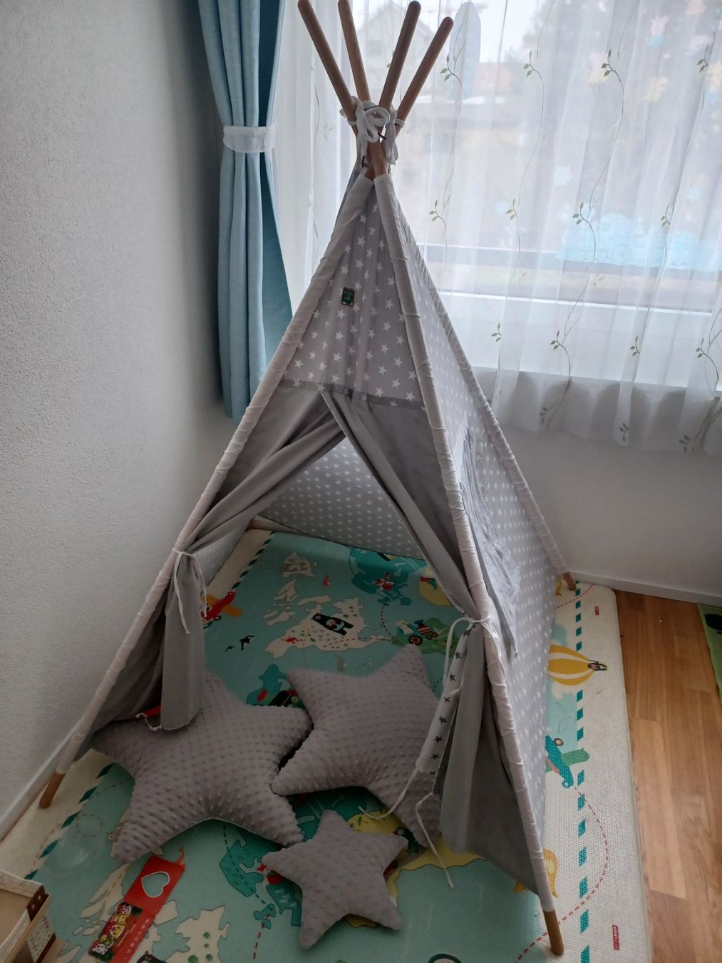 Giochi: Children playing tent – Usato da Villigen venduto da thr_dkb8 1