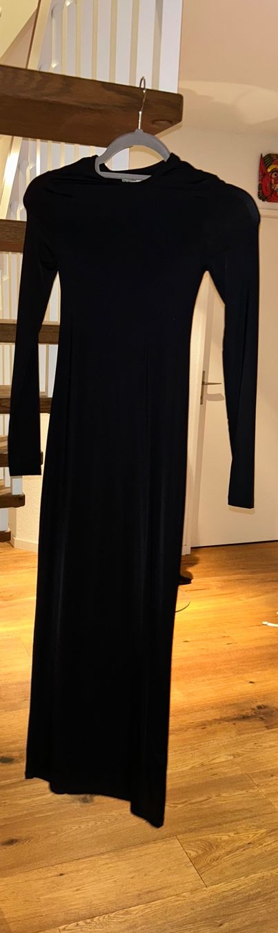 Lotti di vestiti: 2x Kleider Slim-fit Damen – Nuovo (secondo la descrizione) da Bad Ragaz venduto da ocl_2fyc 1