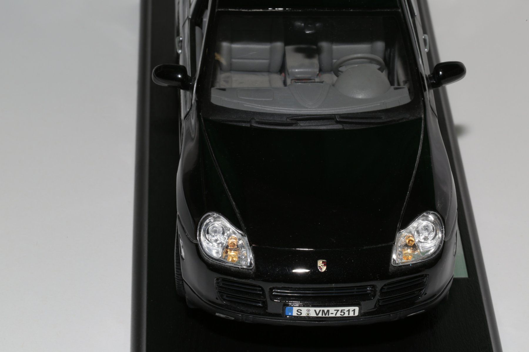Porsche Modellini d'auto: Porsche Cayenne S Modellauto 1:18 – Nuovo (secondo la descrizione) da Widnau venduto da deltafighter2