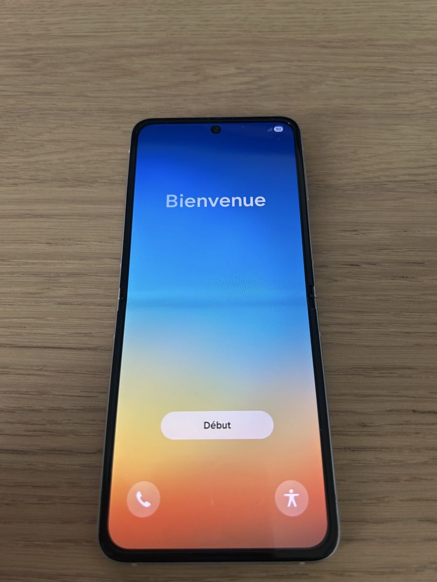 Samsung Handys / Smartphones: Samsung Galaxy Z Flip 3 – Gebraucht aus Seuzach von illnois 1