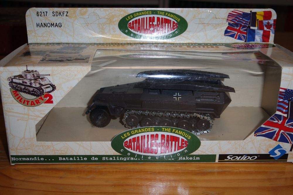 Scale model of SdKfz 251/1 Ausf. A DAK in North Africa