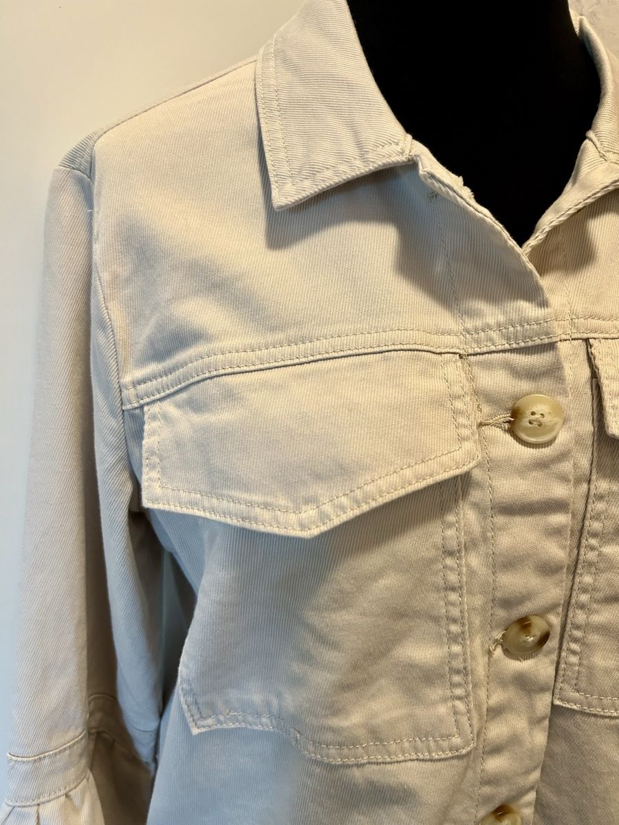 Giacche: Chicorée Jacke, Grösse M, neuwertig – Nuovo (secondo la descrizione) da Oberhasli venduto da anzis 1