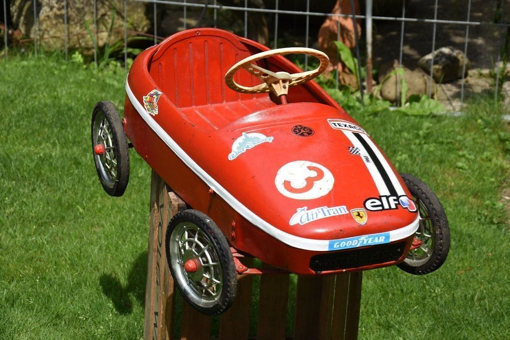 Tretautos Aus Blech