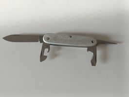 Top Couteau militaire suisseElsener Schwyz Victoria 71 rare!