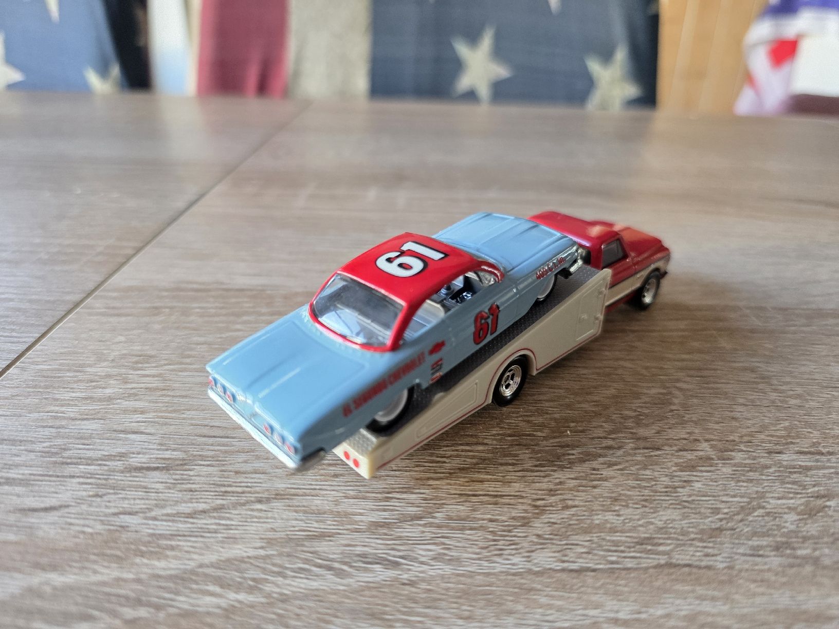 Hot Wheels Modellautos: Chevrolet Team Transporter 1:64 – Gebraucht aus Goldingen von Muscle_Cars84 5