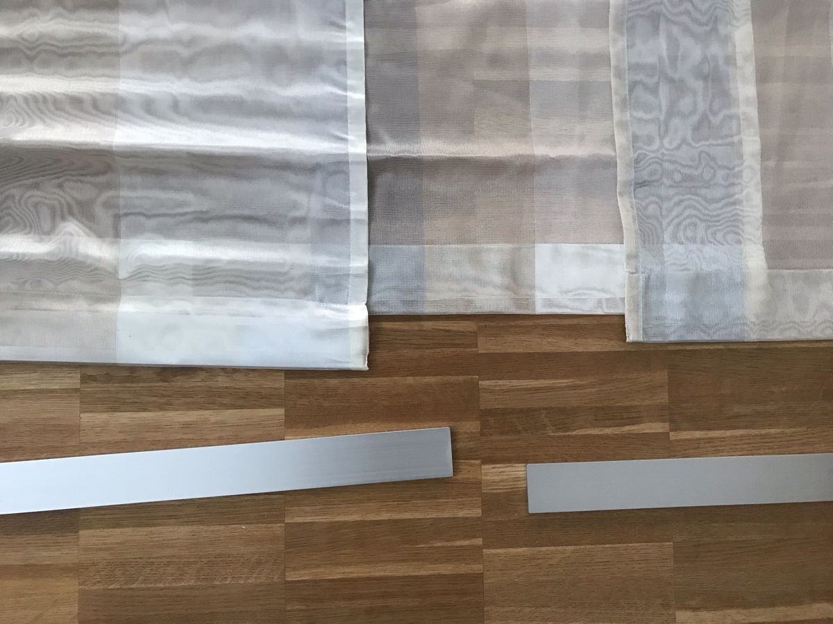 Tende: 3 Schiebegardinen transparent-gestreift plus Deckenschiene – Usato da Neuenegg venduto da joni_81 3