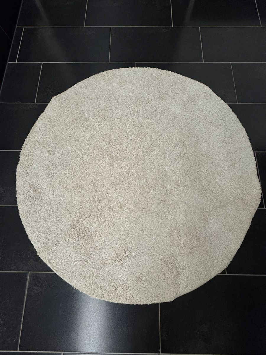 Ikea Tappeti: Schöner runder Teppich beige 130cm – Usato da Pfäffikon ZH venduto da michi_fluck 1