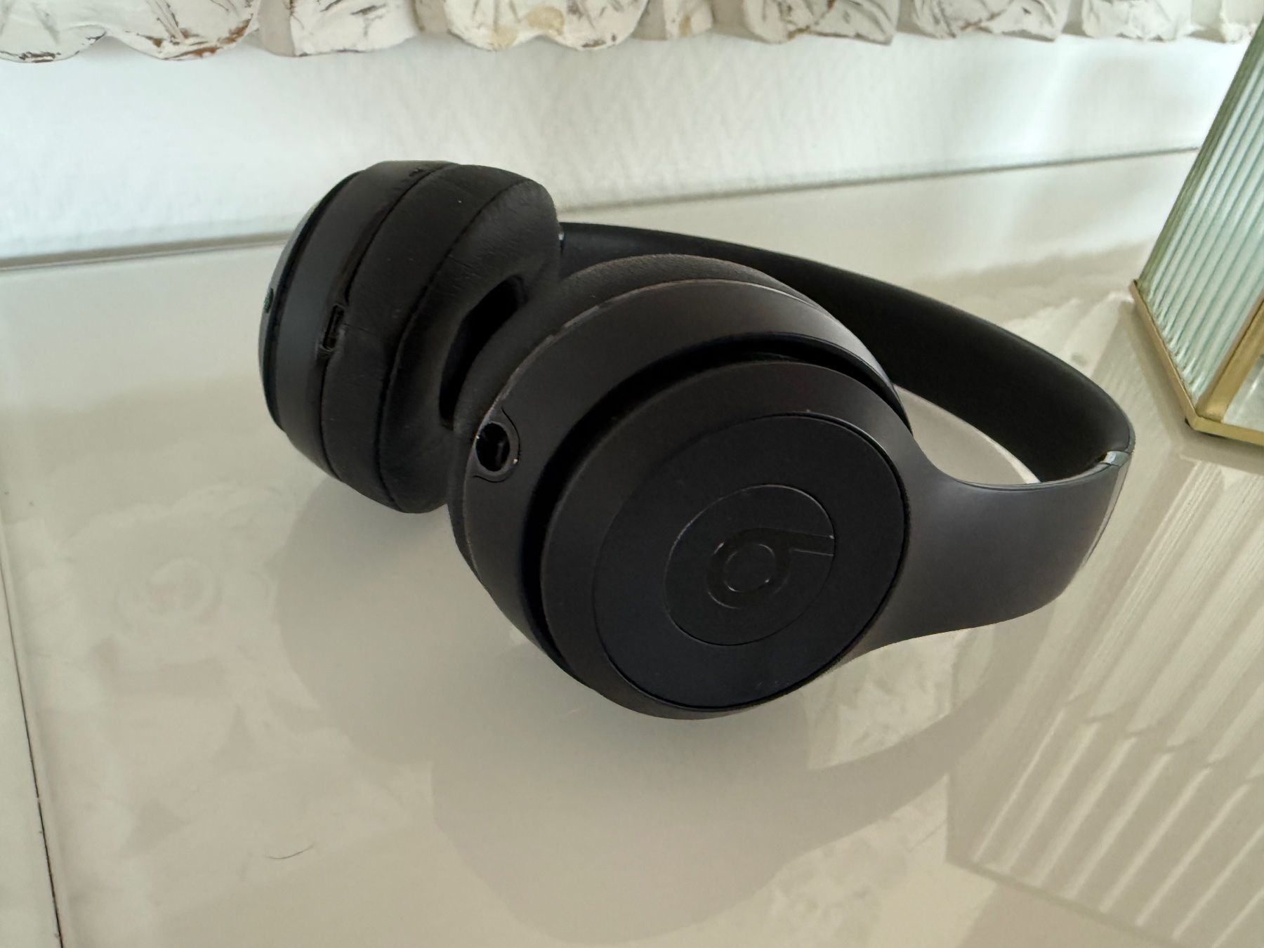 Beats Casques audio: Kopfhörer Beats Solo 3 Wireless Schwarz – D'occasion à Meilen par Aqualinas 2