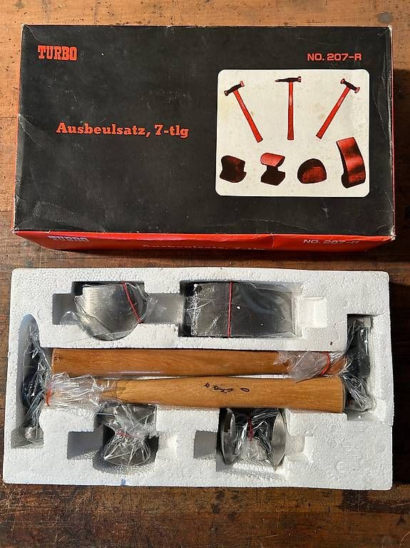 Tutti gli attrezzi: Ausbeulwerkzeugset Originalverpackung – Usato da Oberkulm venduto da mas_6gbz