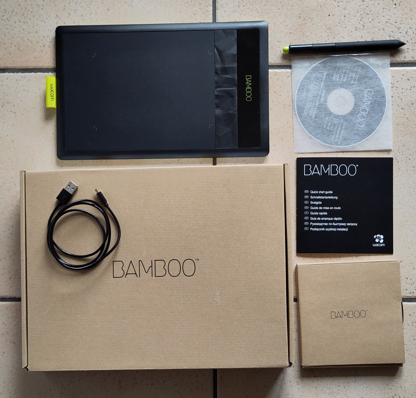 Wacom Tablet PC: Tablette graphique Wacom Bamboo CTH-470 – Usato da Genève venduto da clairedupraz