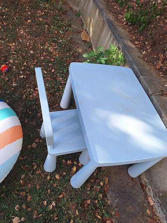 Tische: Ikea Kindertisch und Stuhl  – Gebraucht aus Füllinsdorf von iri_q2zt